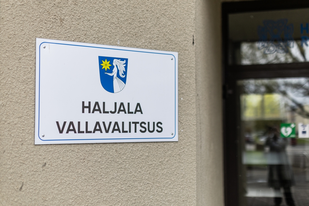 haljala_vallavalitsus_ametiportreed_455.JPG